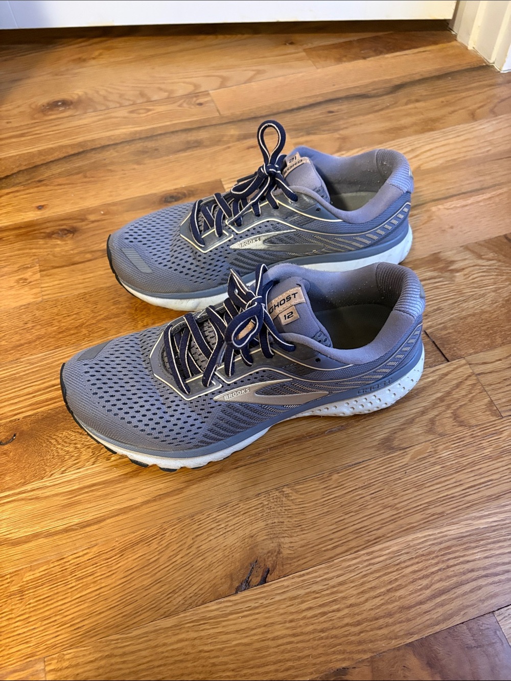 Women’s Brooks Ghost 12 Sneakers